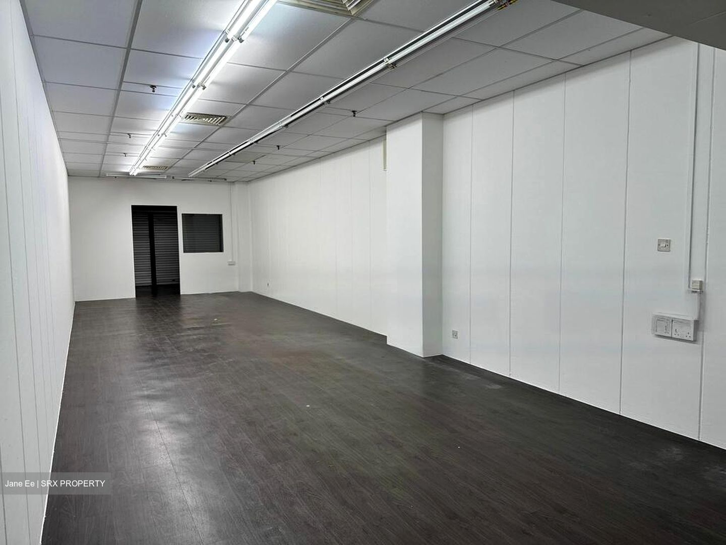 Sim Lim Square (D7), Shop House #487307361